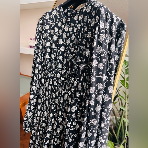 EVER NEW Angelina Petite High-Neck Midi Dress - Picture 5 of 7